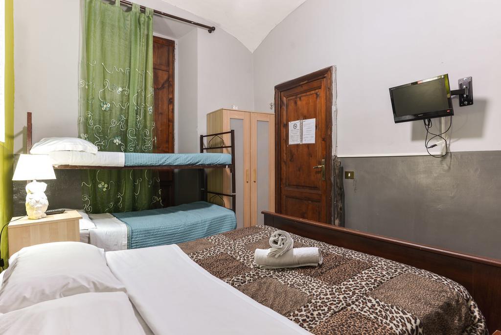 Napoleon Guesthouse Rzym Pokój zdjęcie