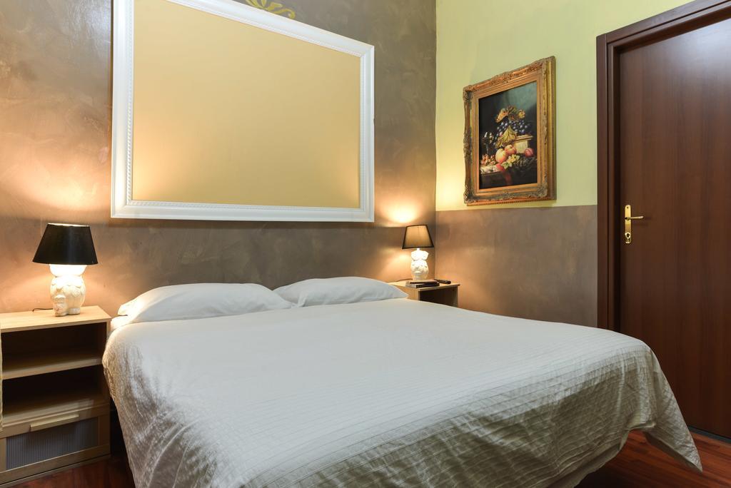 Napoleon Guesthouse Rzym Pokój zdjęcie