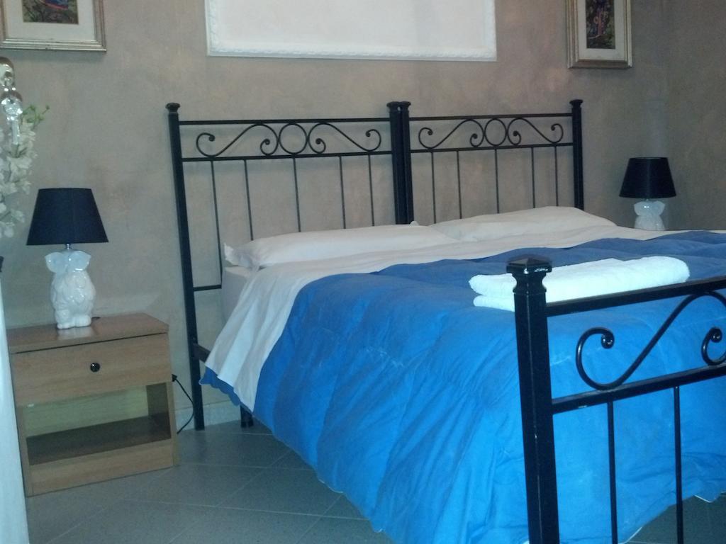 Napoleon Guesthouse Rzym Pokój zdjęcie