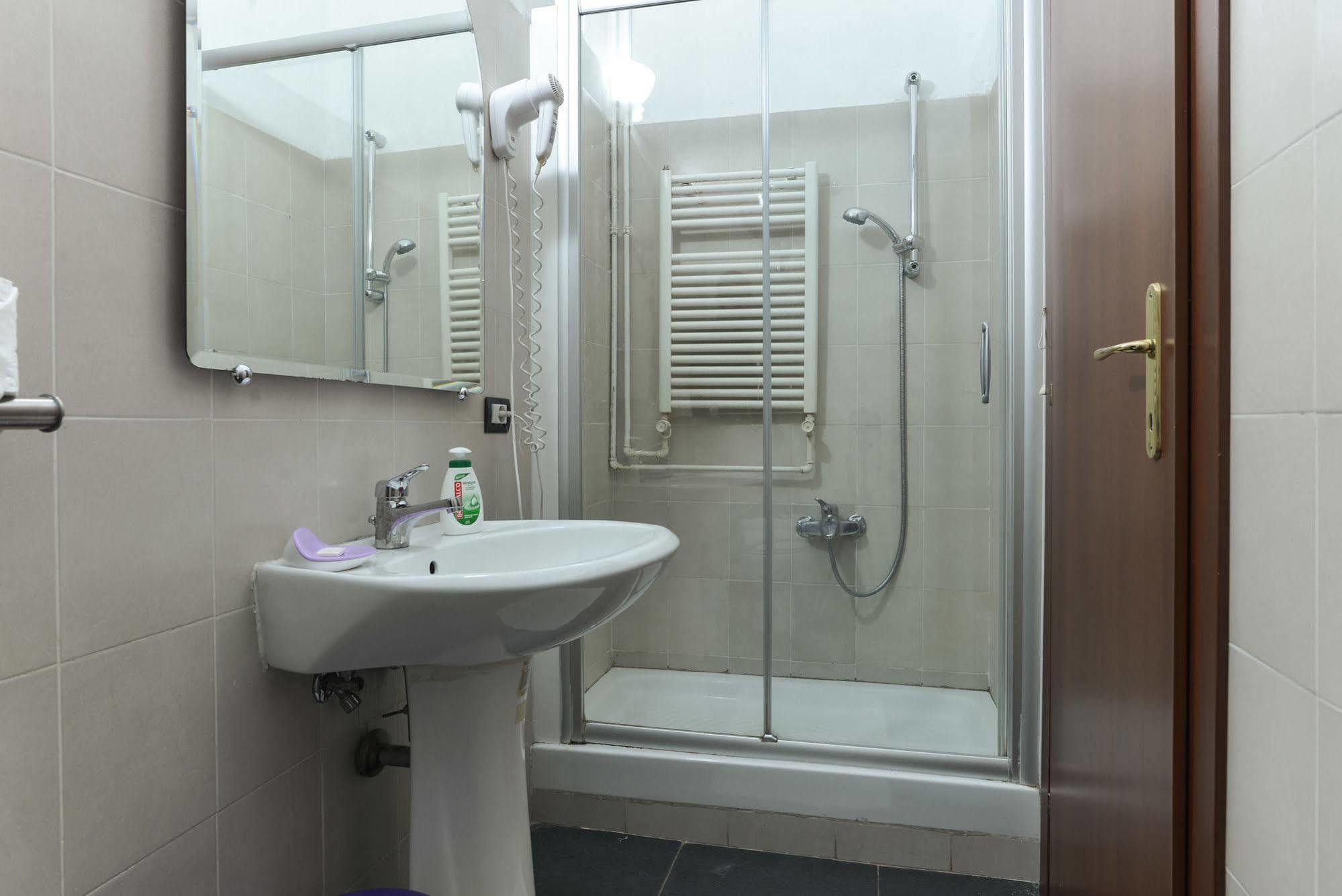 Napoleon Guesthouse Rzym Zewnętrze zdjęcie