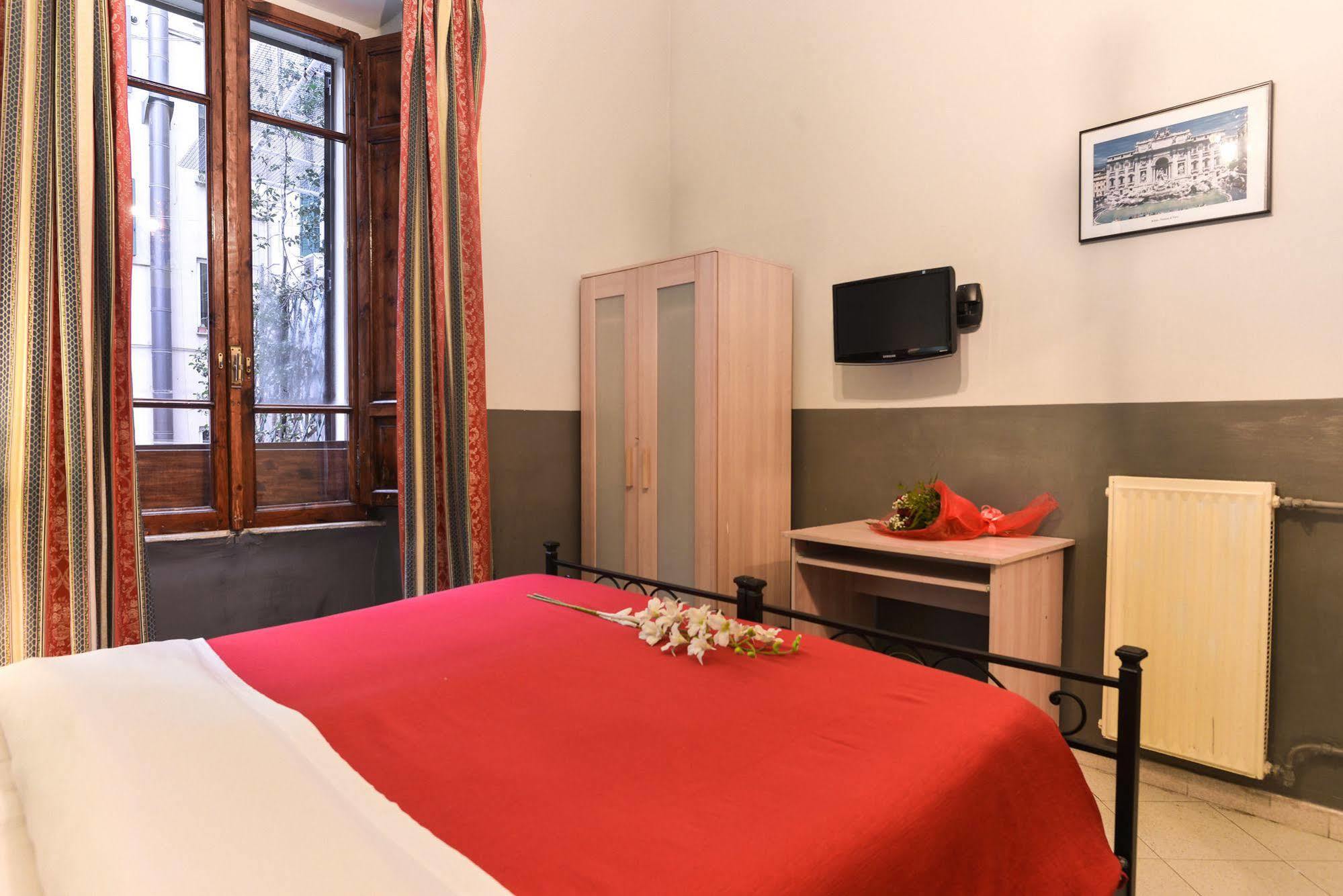 Napoleon Guesthouse Rzym Zewnętrze zdjęcie
